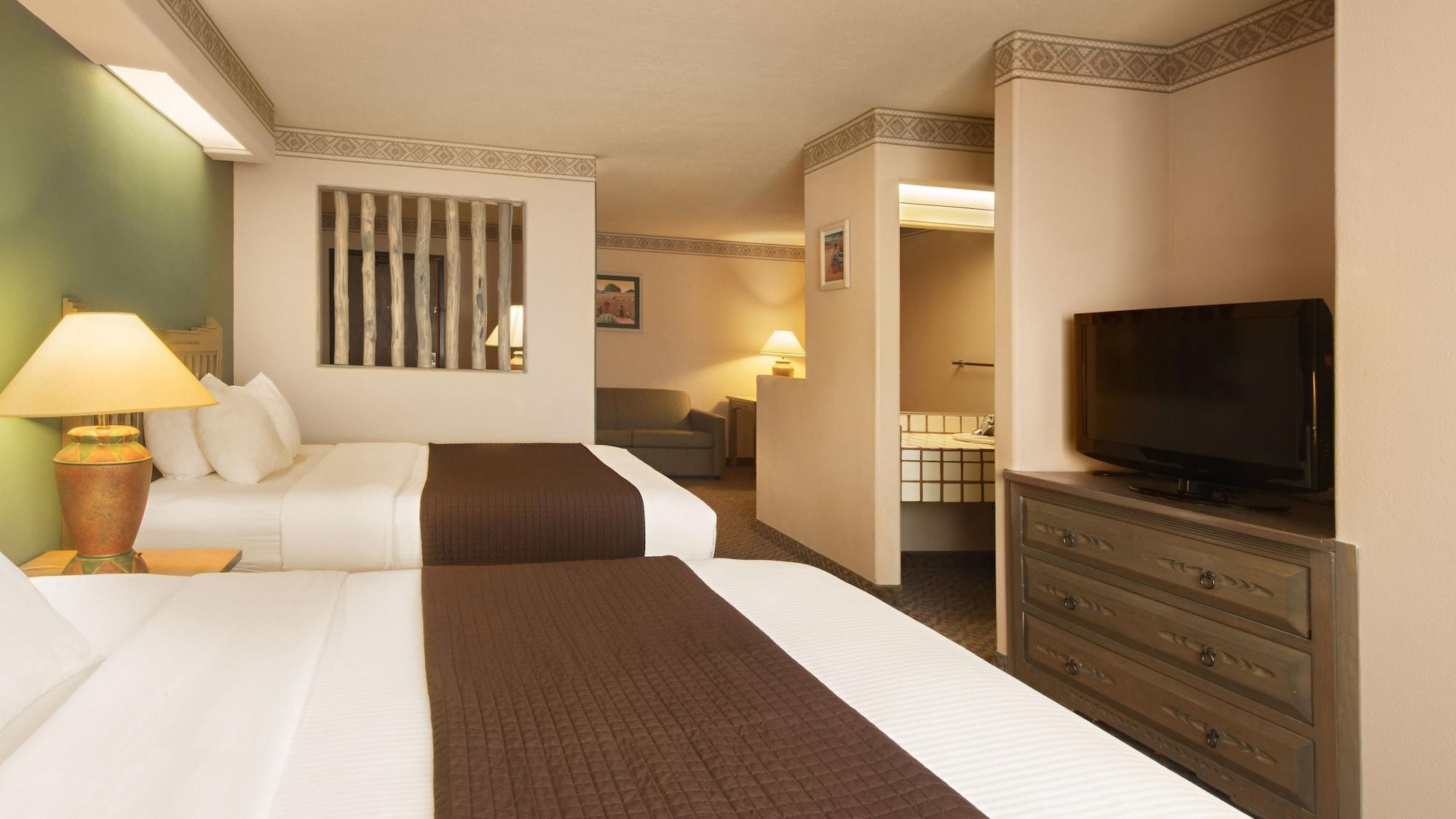 טאוס Sagebrush Inn & Suites מראה חיצוני תמונה