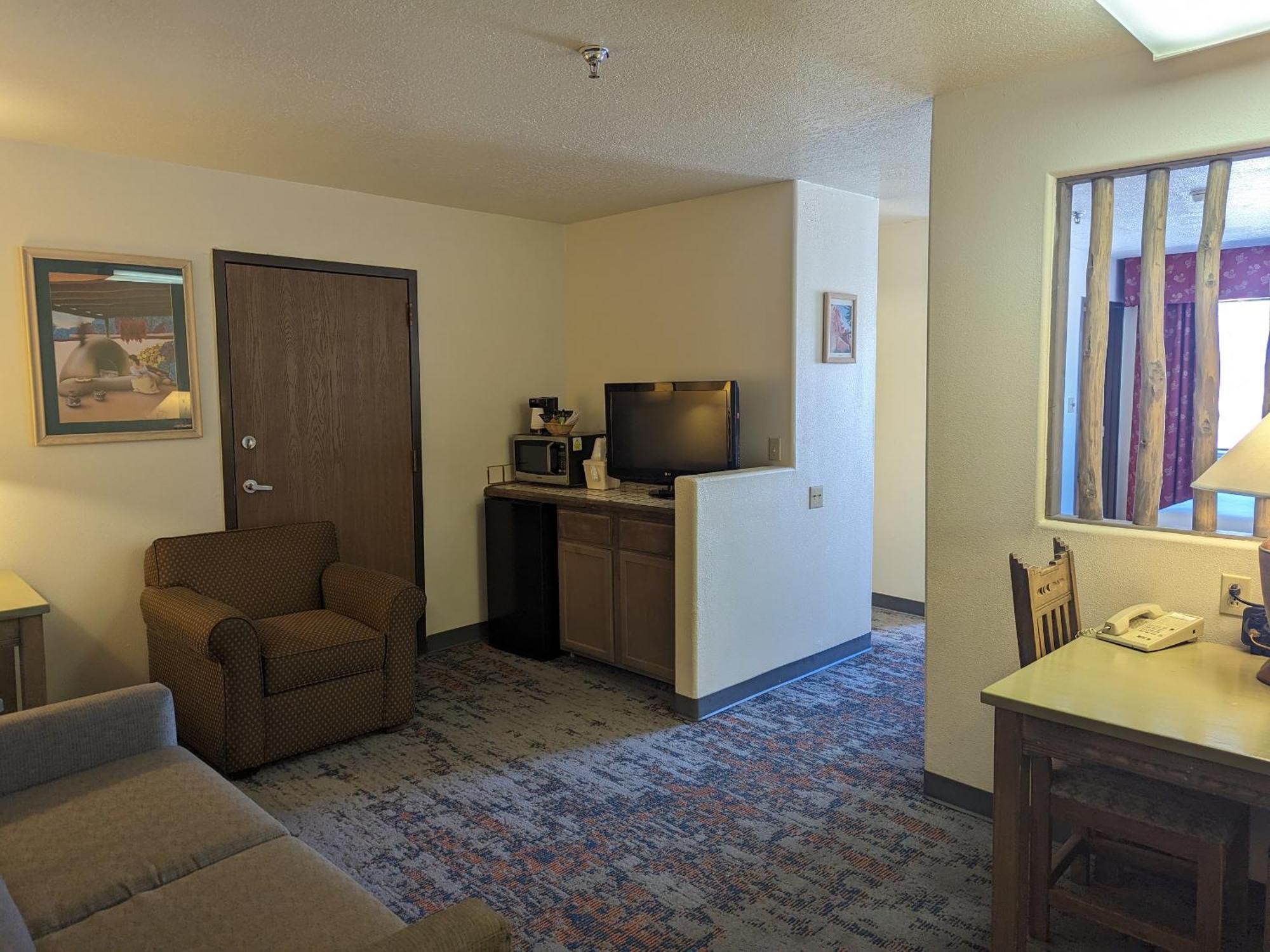טאוס Sagebrush Inn & Suites מראה חיצוני תמונה