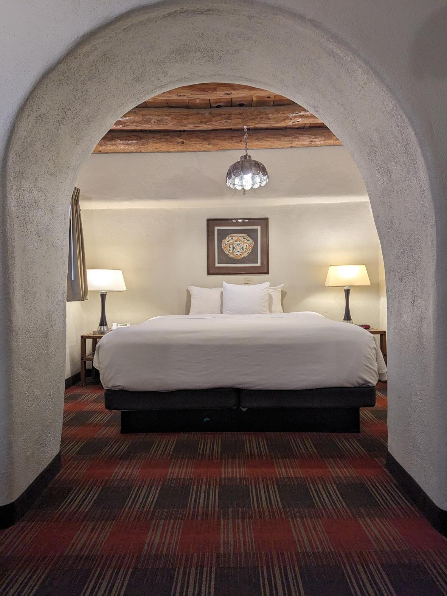 טאוס Sagebrush Inn & Suites מראה חיצוני תמונה